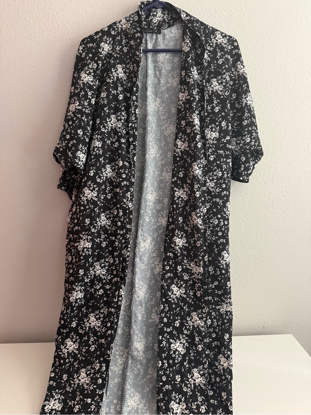 Boohoo Black Floral Open-Front Duster Kimono